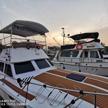 Sweet Elegant Boat Home @ Marina Waterfront 싱가포르 외부 사진