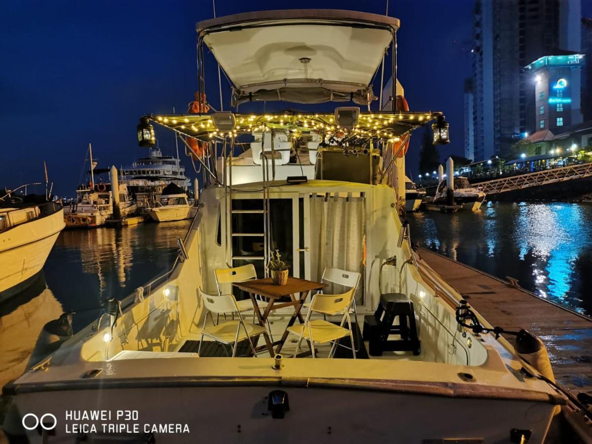Sweet Elegant Boat Home @ Marina Waterfront 싱가포르 외부 사진